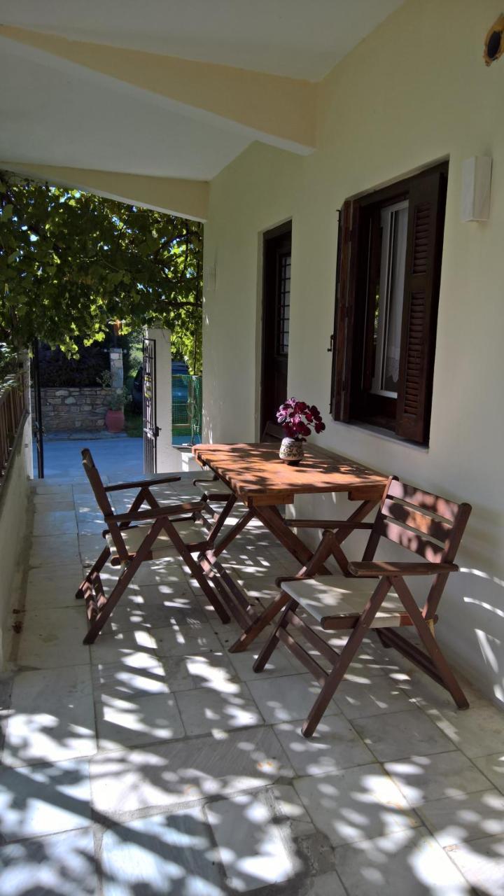 Sotiroulis Apartments Néa Meságkala Esterno foto
