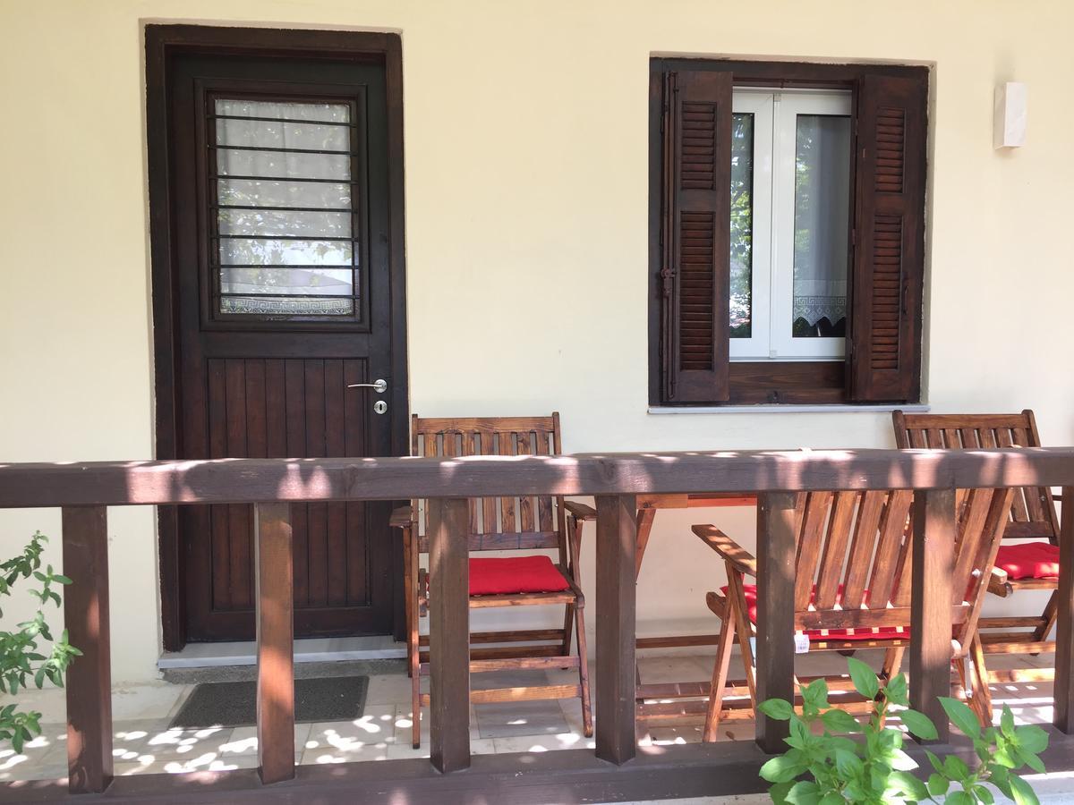 Sotiroulis Apartments Néa Meságkala Esterno foto